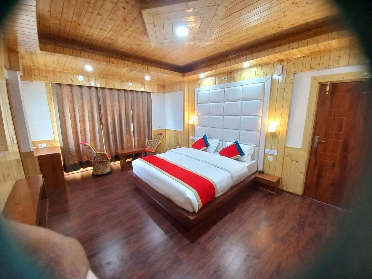 Humble Holiday Inn Kufri Simla Extérieur photo