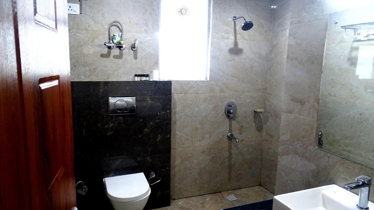 Humble Holiday Inn Kufri Simla Extérieur photo
