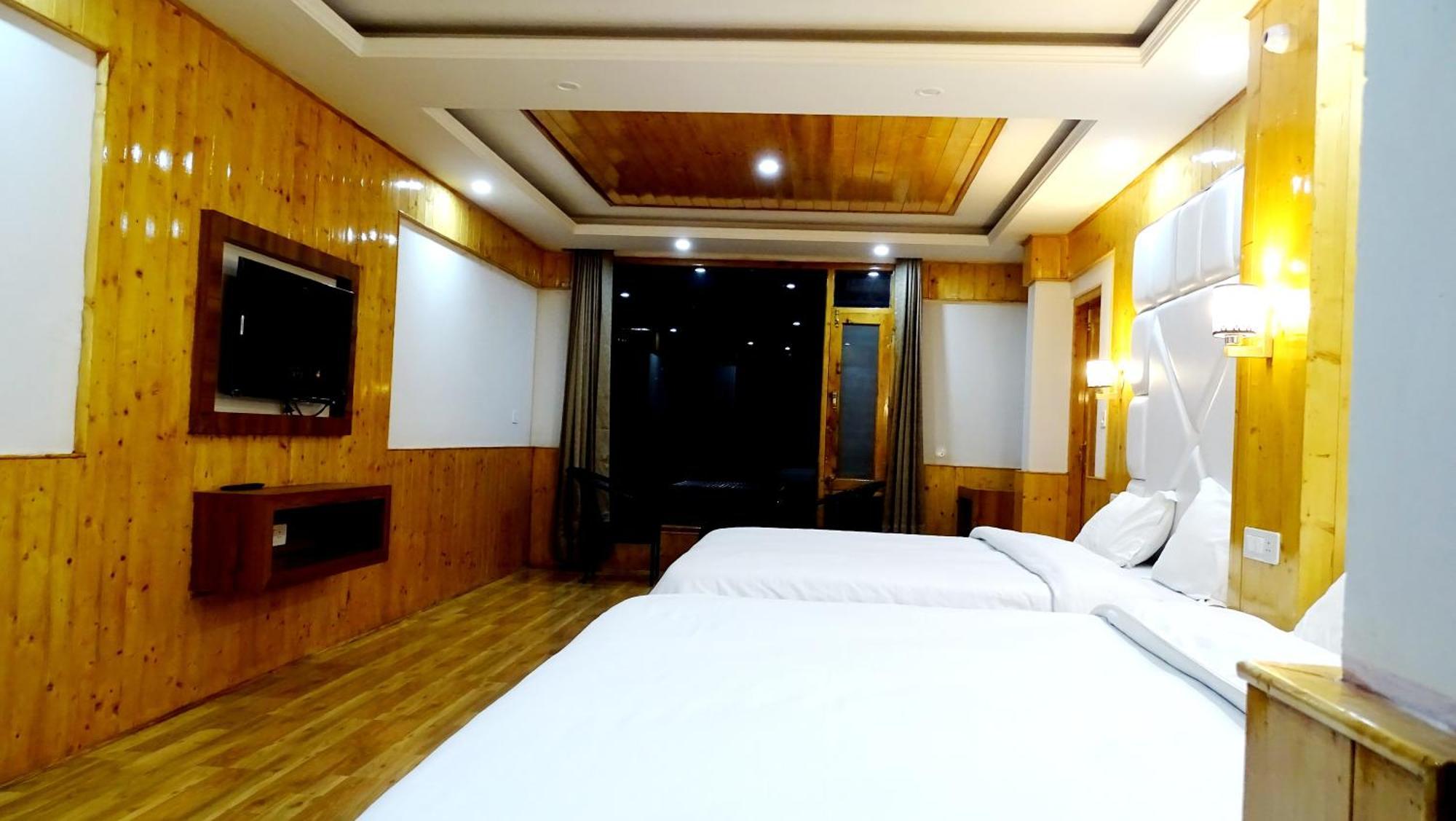 Humble Holiday Inn Kufri Simla Extérieur photo