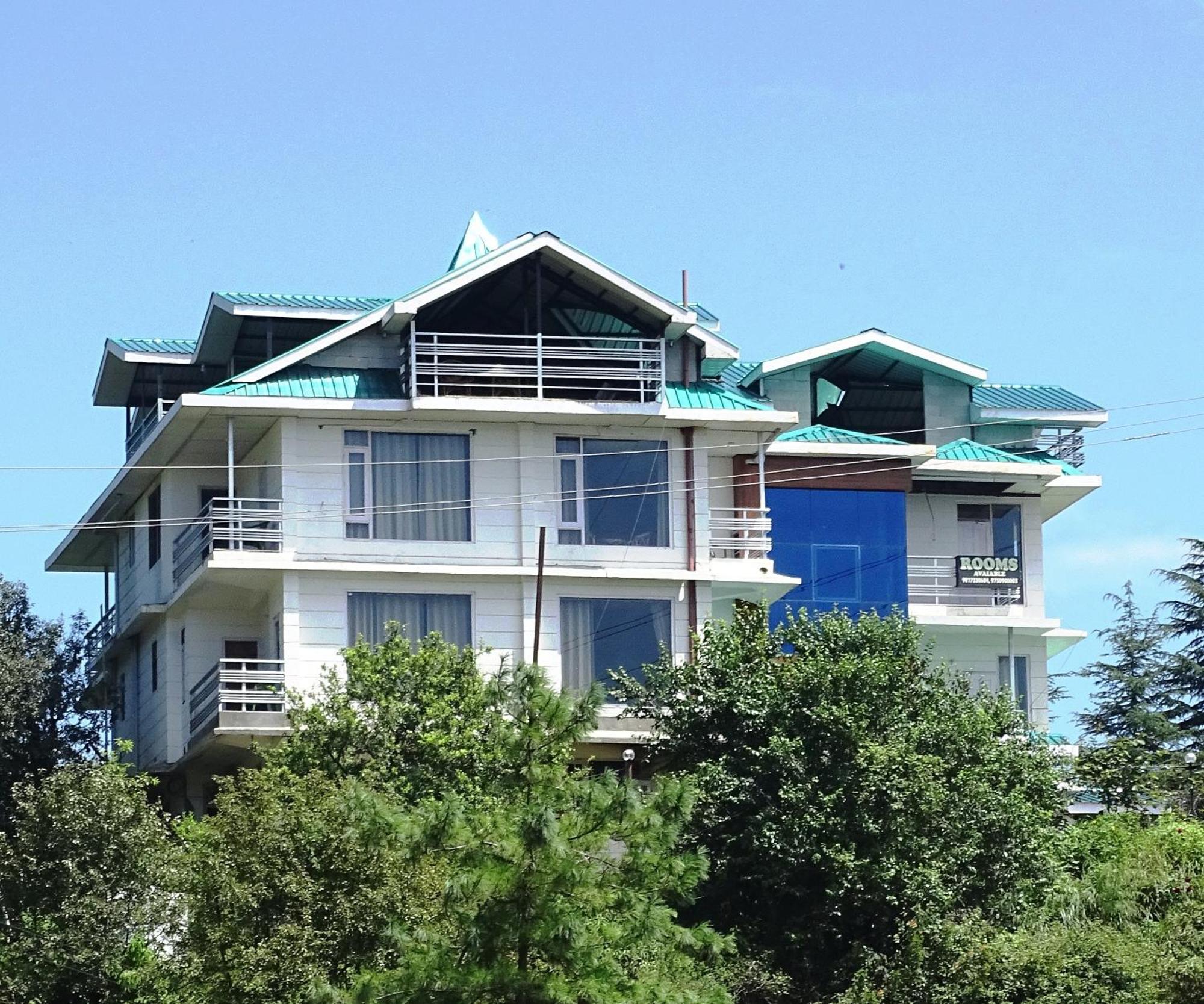 Humble Holiday Inn Kufri Simla Extérieur photo
